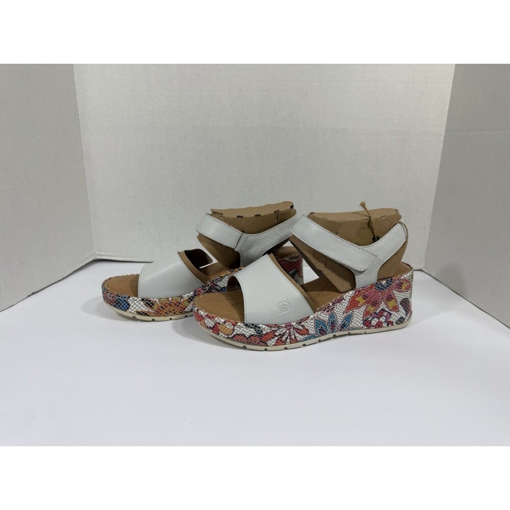 Born Lucee Floral Print Wedges 11 NIB